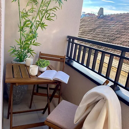 アパート P Lux 2 *